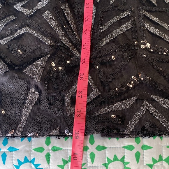 Vince Camuto Black Sequin Sleeveless Cocktail Dress Size 10 Blouson Halter - Picture 12 of 14